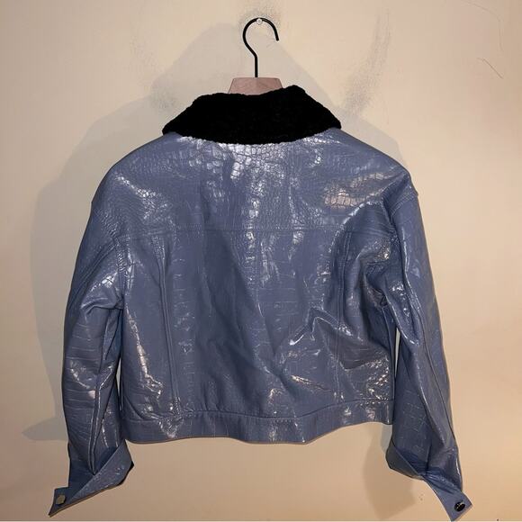 DOLCE CABO Womens Aviator Jacket Medium Blue Patent Leather Bomber Sherpa Y2k S - Picture 8 of 8